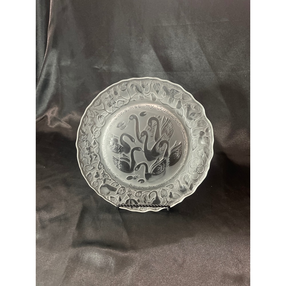 Imperial Glass 1976 Seven Swans A Swimming Frosted Glass 12 Days of Christmas